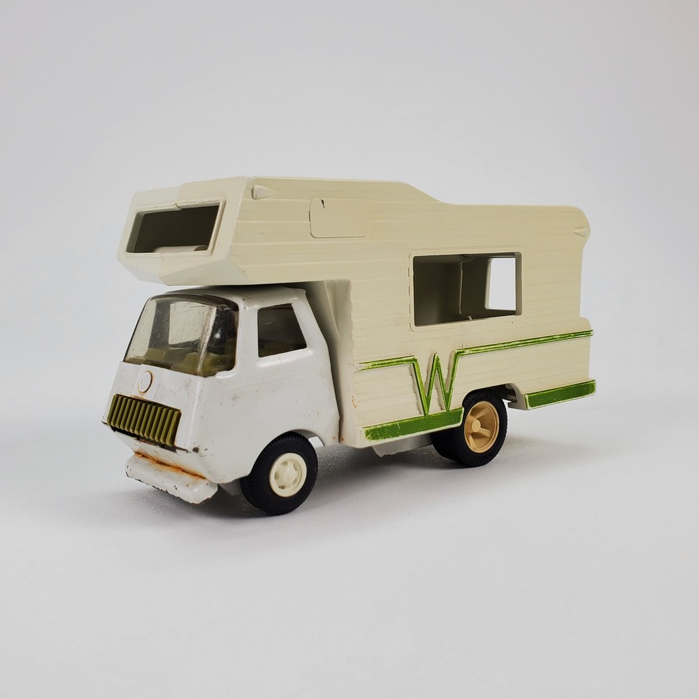 Vintage Tonka Winnebago Camper Motorhome Toy Truck White Green Diecast Plastic